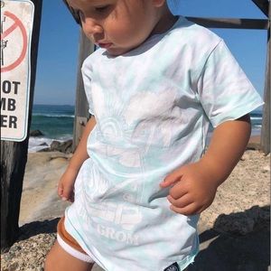 NWT Salty Shreds Surf Grom Organic Tie Dye Tee